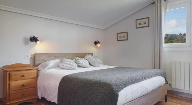 Casa Rural La Palmera - Landetxea, Rezerwuj Hotel Hotele w Baskonia z parkingiem, Parking