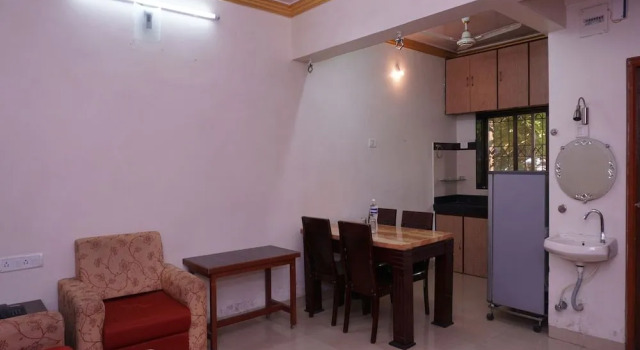 OYO 19669 Home Exotic Farmstay Near Lonavala Lake, Забронировать Отель Отели штата Махараштры с бассейном, Бассейн