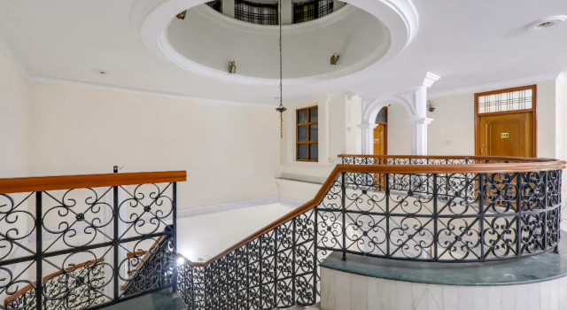 OYO Flagship 74036 Golden Residency 2, Забронировать Отель Отели Лакхнау 3 звезды, рядом с Выставочный комплекс имени Индиры Ганди, 3*