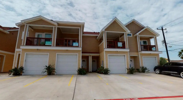 BC203 New Townhome, Heated Pool with Slide, Golf Cart Accessible