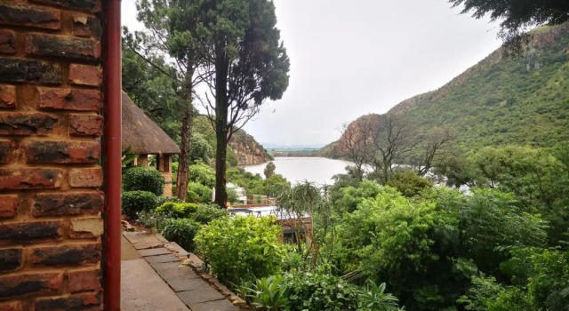 Metsing at Harties, Buchen Sie Hotel Hartbeespoort 