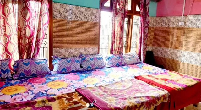 Goroomgo Kashi Annapurna Varanasi