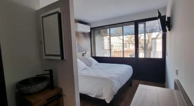 Двухместный номер Standard CitHotel LOasis dAvignon