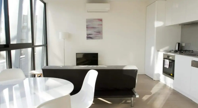 Апартаменты Brand New 1 Bedroom Apartment in South Melbourne