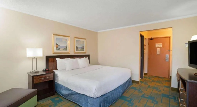 Люкс Hawthorn Extended Stay by Wyndham Jackson