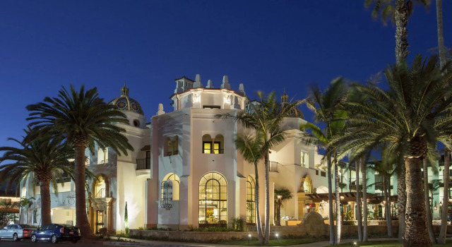 Santa Barbara Inn, Забронировать Отель Отели Санта-Барбара 4 звезды, 4*