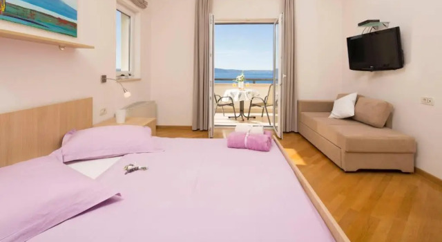 Apartmani Villa Athina, Rezerwuj Willa Hotele w Split-Dalmatia County z parkingiem, Parking