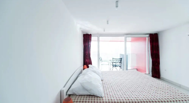 No5 Penthouse 2 Bedroom Apartment