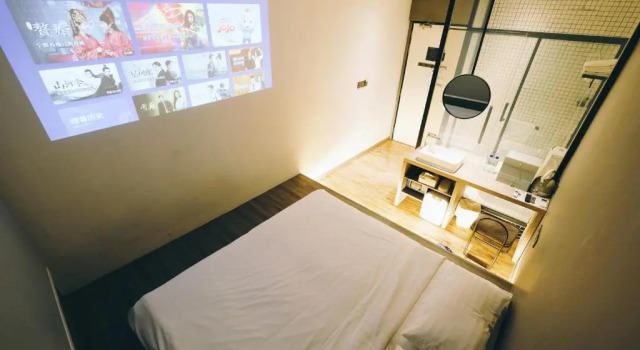 Трёхместный номер Deluxe Rest Chinatown Hotel