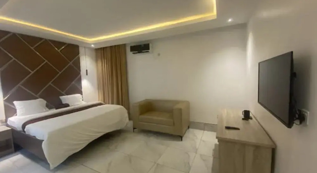 Hopeland Hotels