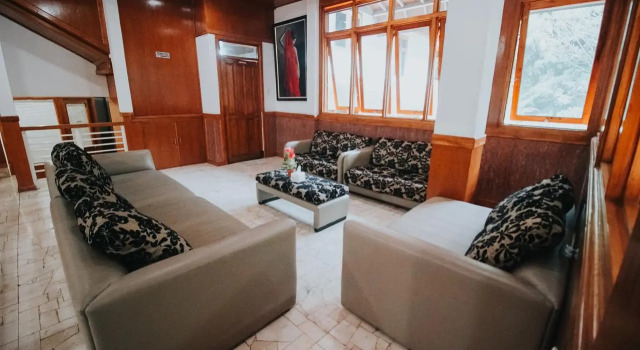 Tirtasari Nice Guesthouse, Rezervasyon Otel Bandung Kidul Bandung