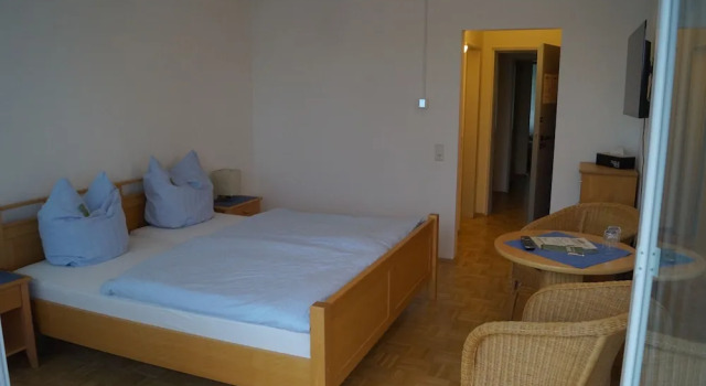 Номер Economy Hotel im Homburger Ländchen