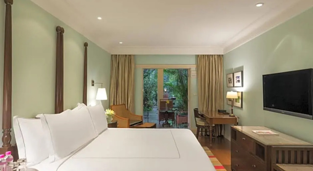 Двухместный номер Luxury Taj West End