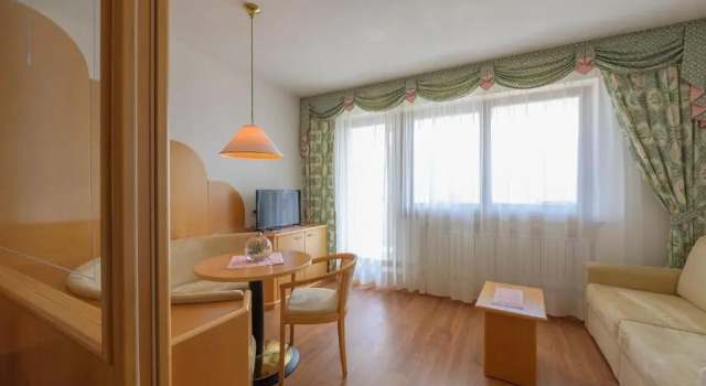 Полулюкс Glanzhof Hotel & Apartments