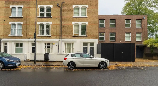 Modern Studio Flat in Hammersmith
