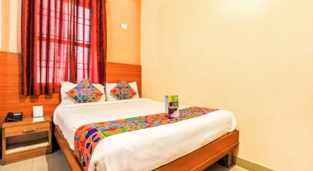 Номер Premium FabHotel City Comforts Inn