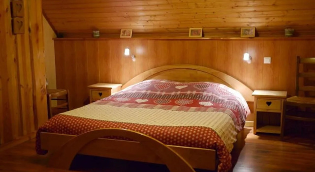 B&B La Moraine du Lac, Забронировать Отель «постель и завтрак» Отели Крют с парковкой, Парковка