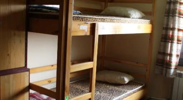 Кровать в общем номере Hikers Hostel