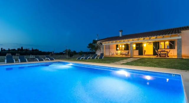 S Estacio in Muro With 4 Bedrooms and 2 Bathrooms