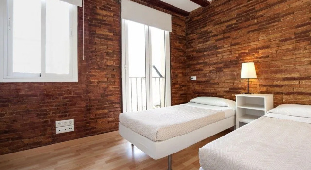 ClassBedroom Gothic Ramblas Apartments, Забронировать Апартаменты/квартира Старый город Барселона, рядом с Приход Св. Августина