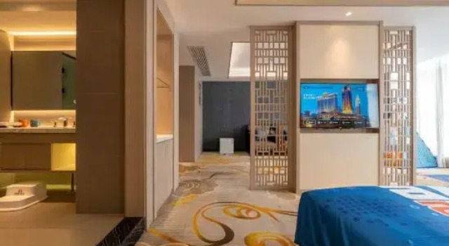 Люкс Ruijing Hotel (Wuhan Guiyuan Temple Zhongjiacun Subway Station Store)