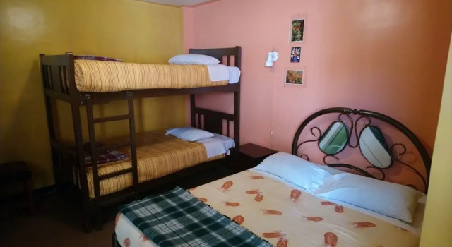 Standard Dreier Suite El Manzano Hostel