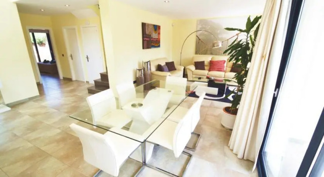 Villa Adriano