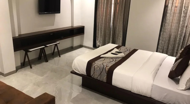 Люкс Hotel Flora Suites - Fort