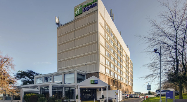 Holiday Inn Express Edinburgh City West, an IHG Hotel, Prenota Hotel Murrayfield Edimburgo