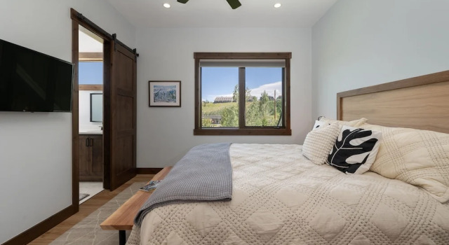 Hay Meadow Lodge 3 Bedroom Townhouse by RedAwning
