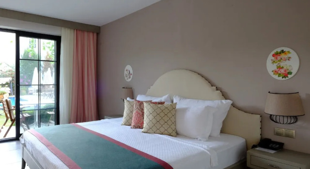 Номер Standard с видом на бассейн Villa Rustica Hotel