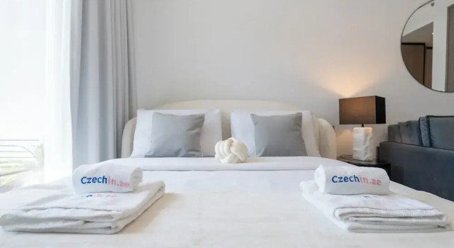 TOP Location | Work and Chill near Miracle Garden