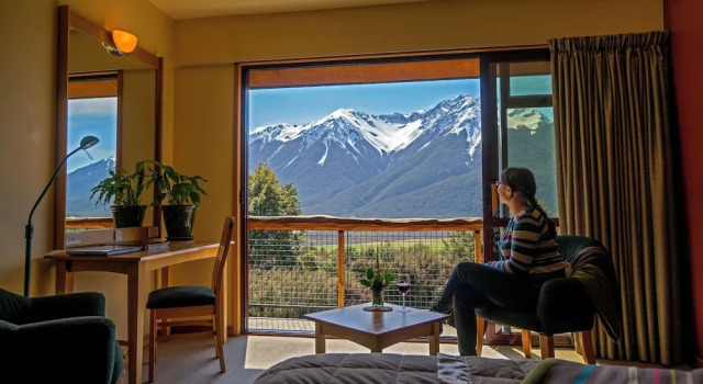 Номер Standard с видом на горы Wilderness Lodge Arthurs Pass