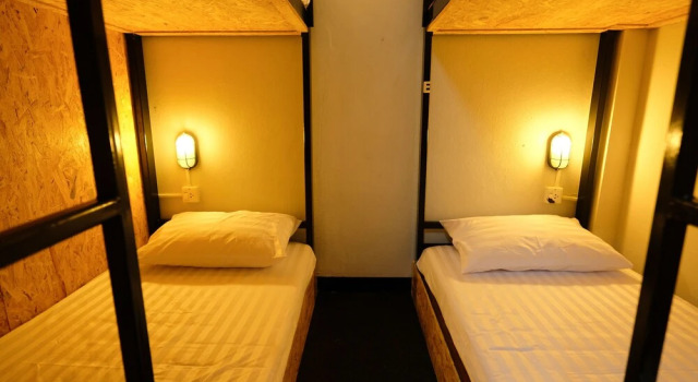 The Ranking hostel & cafe', Забронировать Хостел Чиангмай провинция Чианг Май, рядом с City Art &amp; Cultural Centre