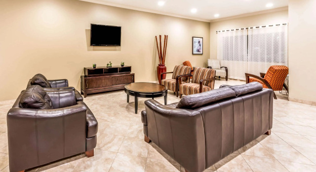 Ramada by Wyndham College Station