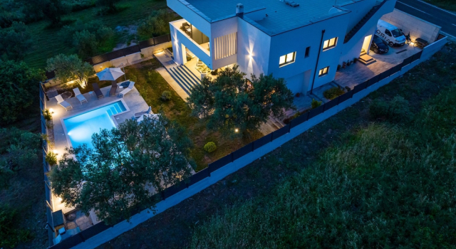 Апартаменты Apartment Vista Mare 1 With Heated Pool