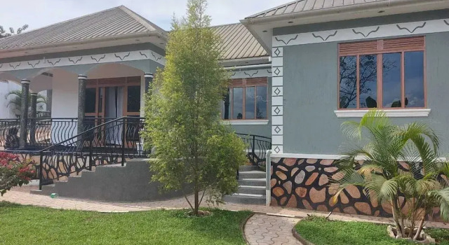 Коттедж Charming House in Matugga, Kampala, Uganda
