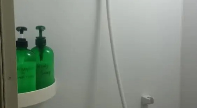 Кровать в общем номере Keyaki Guest House