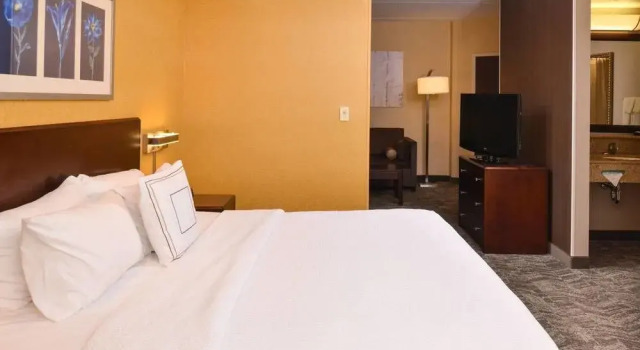 SpringHill Suites Pittsburgh Mills, Buchen Sie Hotel Hotels in Pennsylvania mit Frühstück, Frühstück