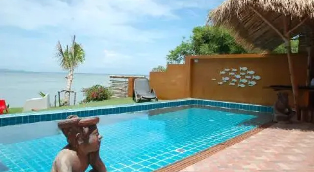Villa Goldenmoon Beachfront Piscine, Забронировать Вилла Коттеджи Ко-Пханган, рядом с Лодка для вечеринок Loi Lay, Коттедж