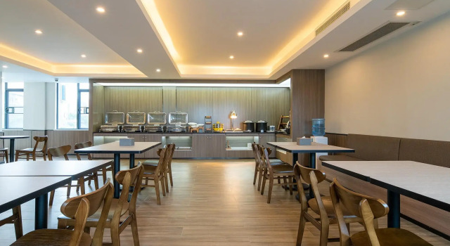 Hanting Hotel Zhuhai Doumen Daxin Xinduhui, Boek Hotel Hotels in Guangdong met parkeren, Parkeren