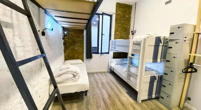 Кровать в общем номере (женский номер) ECO Hostel