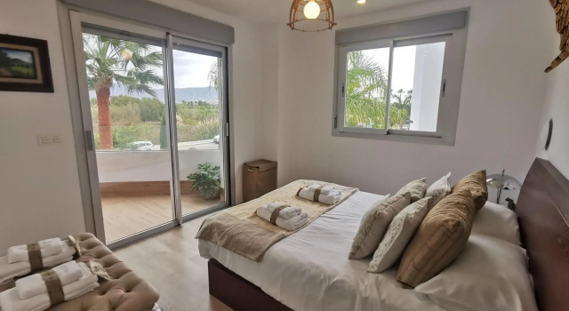 Three-Bedroom Apartment in Motril, Prenota Appartamento Motril Costa Tropical