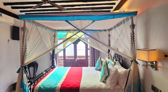 Номер Deluxe Dhow Palace Hotel