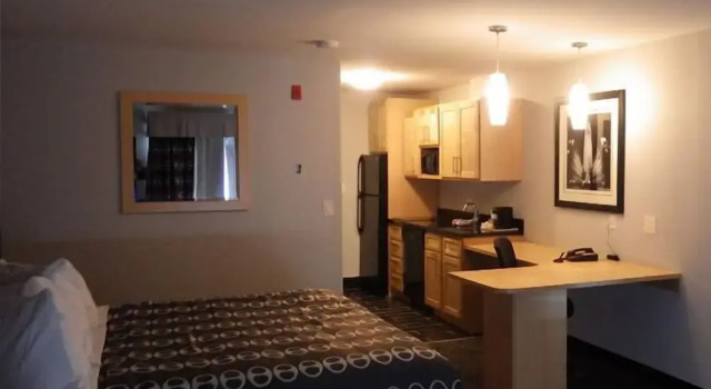 Четырёхместный номер Standard Western Star All Suites Carnduff