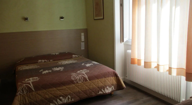 Номер Standard Hôtel Au Val De Saône PARKING GRATUIT
