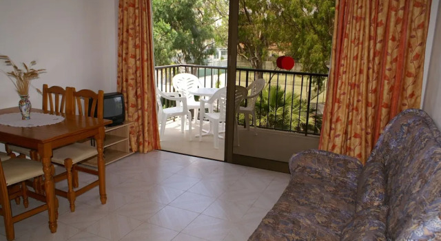 Апартаменты Bella Maria Apartments & Pool Club