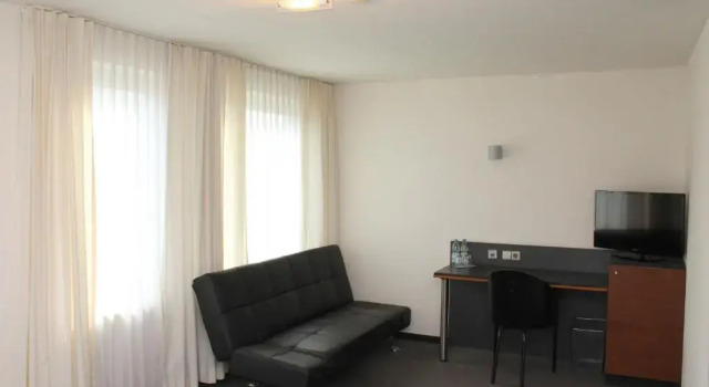 Трёхместный номер Standard Hotel am Hirschgarten
