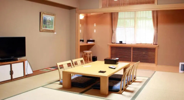 Megahira Onsen Quelle Yoshiwa, Buchen Sie Hotel Akiota Hiroshima