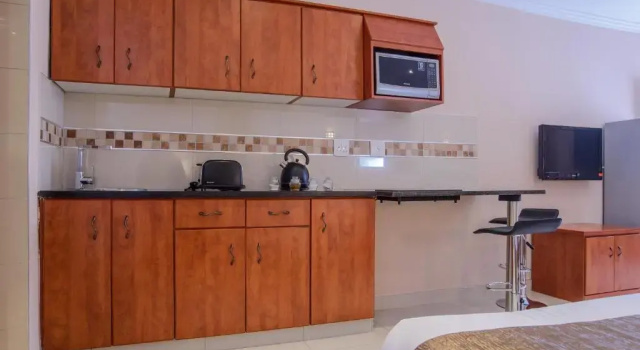 Люкс Deluxe The Cycad Lodge & Chalets